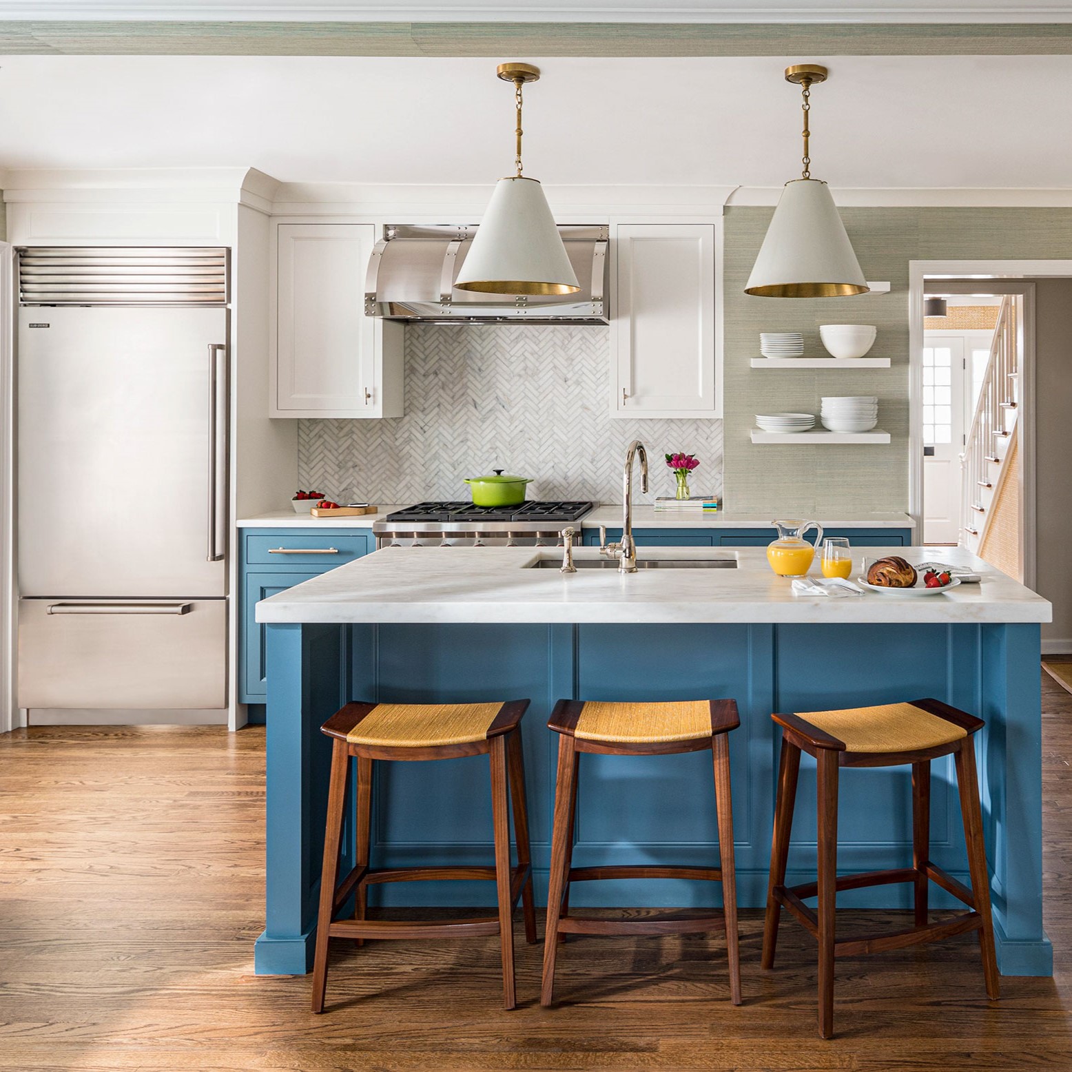 Bay Head Kitchen Square